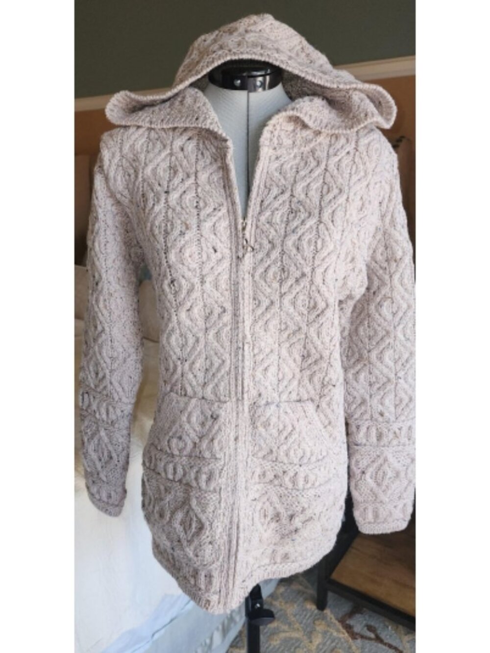 NWT Aran Crafts Skellig Hooded Cardigan HD5001 Oatmeal Nep Merino Wool XS